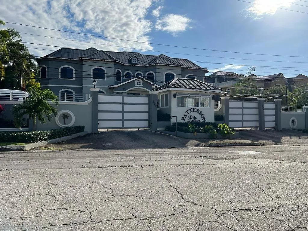 Patterson Palm Apartment #7 مونتيغو باي